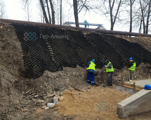 Укрепление откосов вдоль следования трубопровода в Ленинградской Области